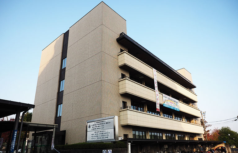 津山市総合福祉会館の外観の写真