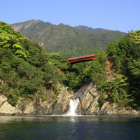 Toroki-no-taki Falls