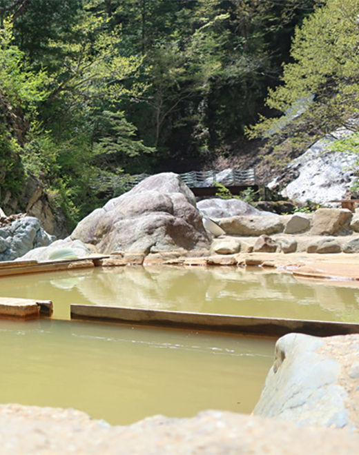 上信越高原国立公園　赤湯温泉