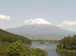 田貫湖畔から見た富士山の写真