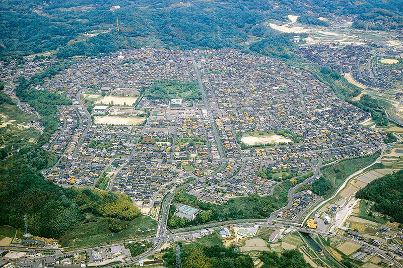 第5回グッドライフアワード 環境大臣賞 地域コミュニティ部門 ECOKA委員会（奈良県生駒市）広大な緑地整備で高めるまちの魅力と住民のQOL