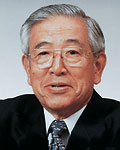 組織委員長／（社）日本経済団体連合会名誉会長　豊田　章一郎
