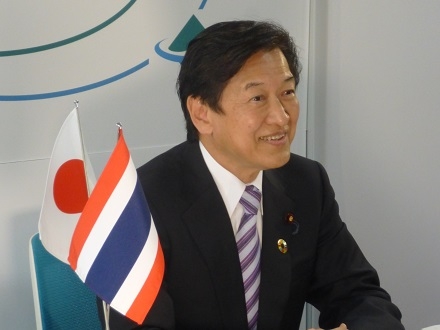 Photo: Minister Yamaguchi