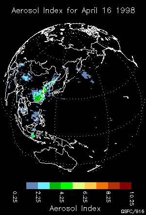 太平洋を横断する黄砂をとらえた衛星画像（NASAGoddard Space Flight Center提供）1枚目