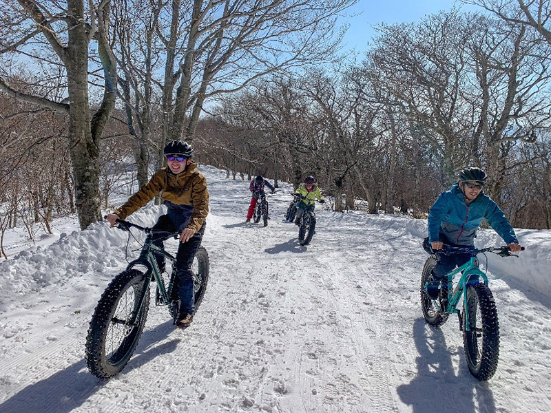 Ride Experience
Fat-tire biking in wintertime at Nikko National Park
