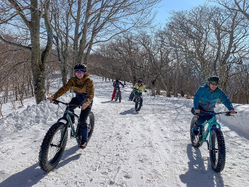 İRide Experience
Fat-tire biking in wintertime at Nikko National Park