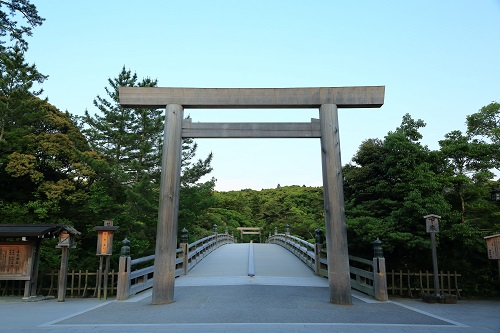 photo of The Ujibashi Bridge of Ise Jingu. Photo by Jingushicho