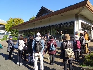 写真：講師にお迎えした石井誠治氏の名調子