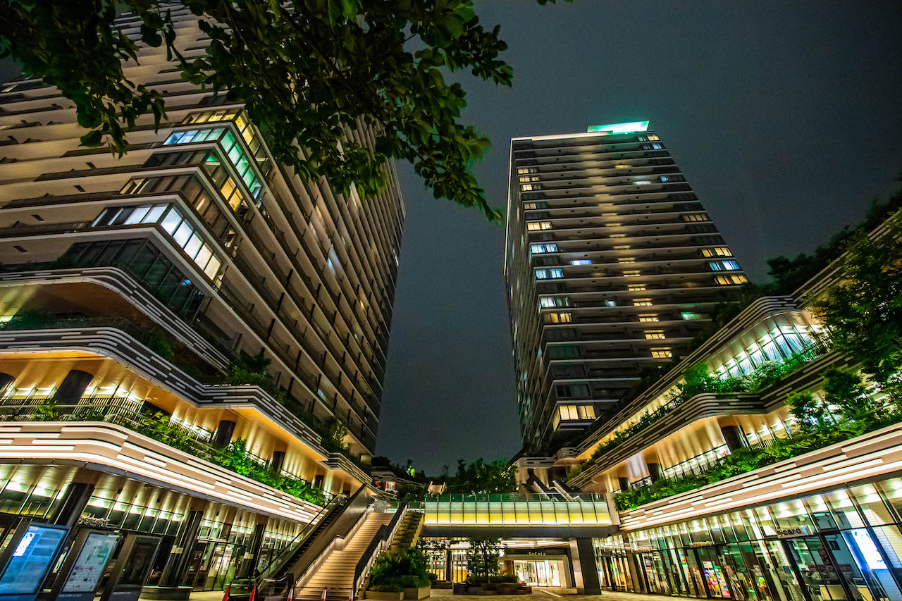 武蔵小金井シティクロス（武蔵小金井駅南口第２地区市街地再開発事業地内）