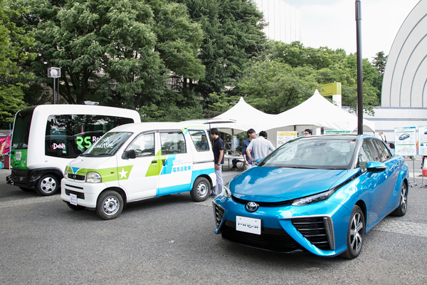 エコカー展示