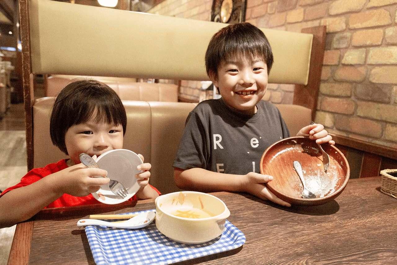 EFFORT 子どもたちに残さず食べる喜びをーもぐチャレ［びっくりドンキー（株式会社アレフ）］