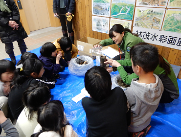 ARによる「白山の水の恵み」紙芝居