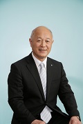 軽井沢町　町長　藤巻　進