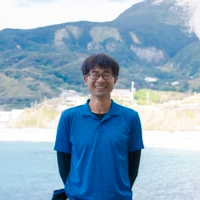 神津島エコツーリズム推進協議会 会長　古谷　亘