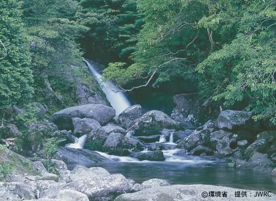 Photograph : Shiratani Unsuikyo Ravine
