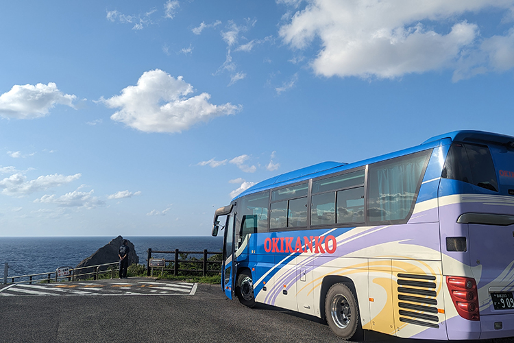 国賀めぐり定期観光バス | 国立公園に、行ってみよう！ | 環境省