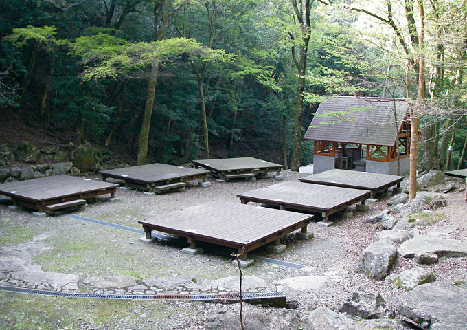 【サムネイル】成川渓谷キャンプ場