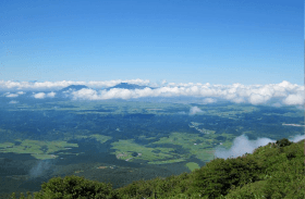 久住高原と阿蘇五岳の写真