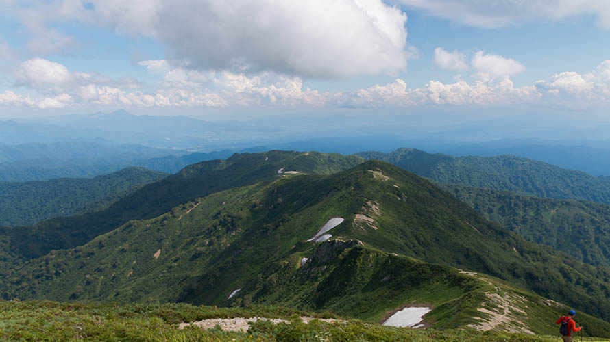 【写真】飯豊山