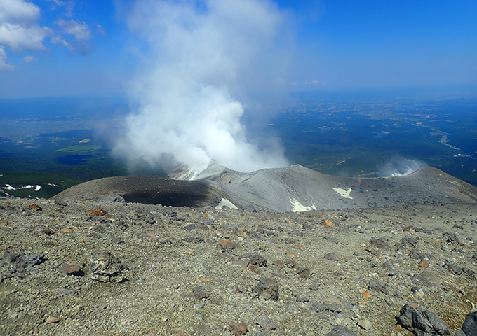 【サムネイル】火山活動