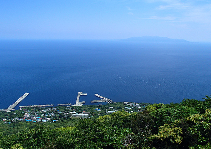 【サムネイル】宮塚山(利島）