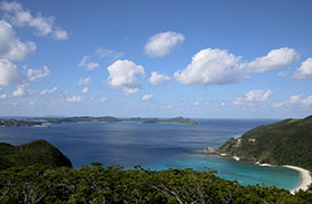 慶良間海峡の多島海景観の写真