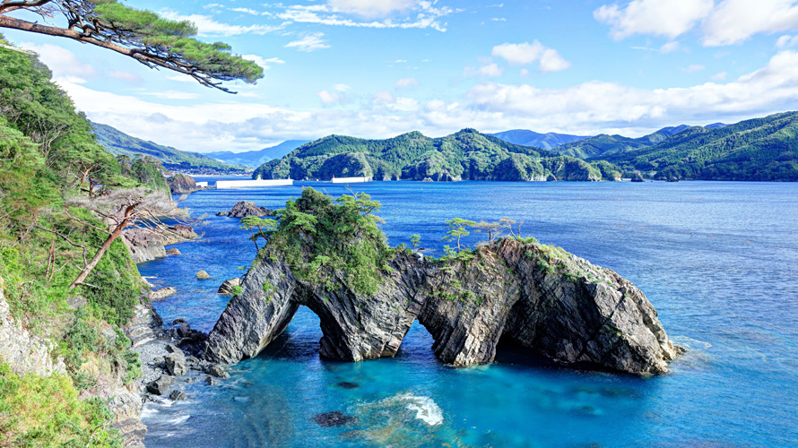 【写真】碁石海岸 穴通磯