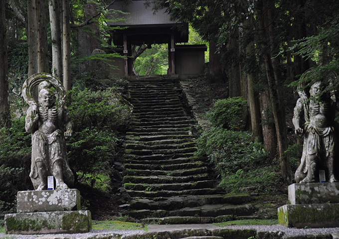 【サムネイル】両子寺