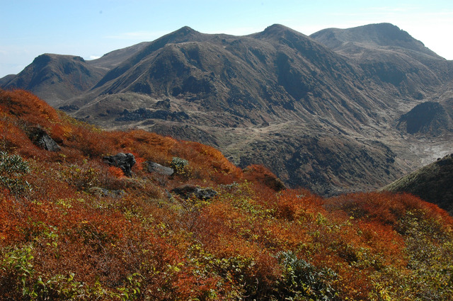 タイトル　錦秋の九重連山