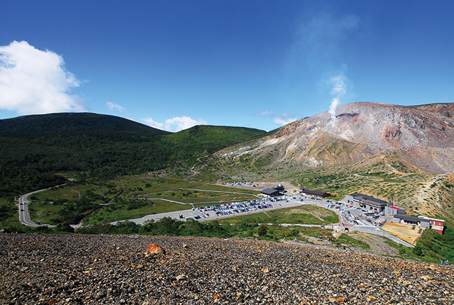 photo of Jododaira and Mt. Azuma-Kofuji