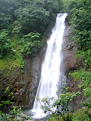 高湯不動滝