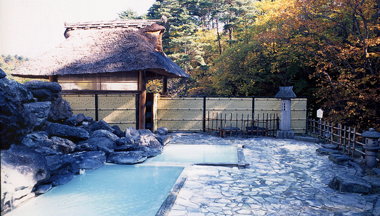 Ryokan Tamagoyu 秋天渓