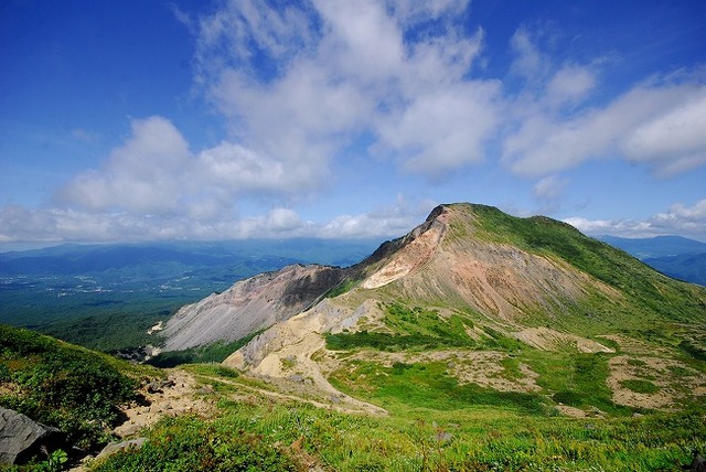 タイトル　磐梯山（櫛ヶ峰）