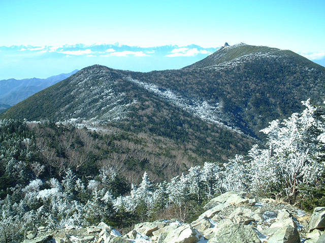 奥秩父主稜線の山々の写真