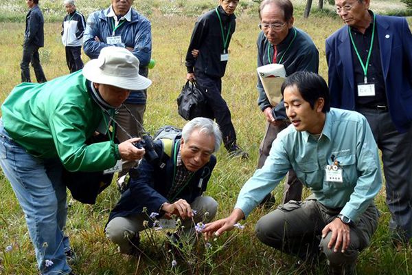 ハチへの習性や対処方についての講義