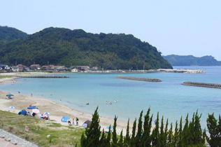 菅浦海岸