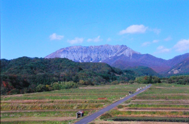 タイトル　江府町美用から大山