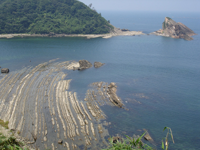 タイトル　島根半島：せんたく岩