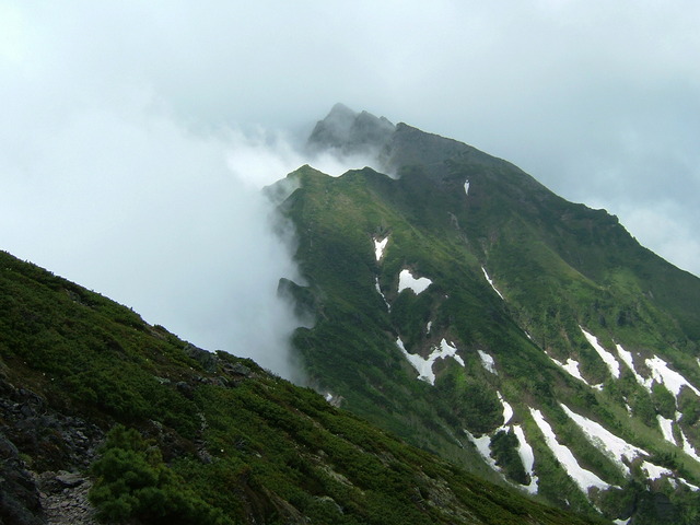 タイトル　ニペソツ山