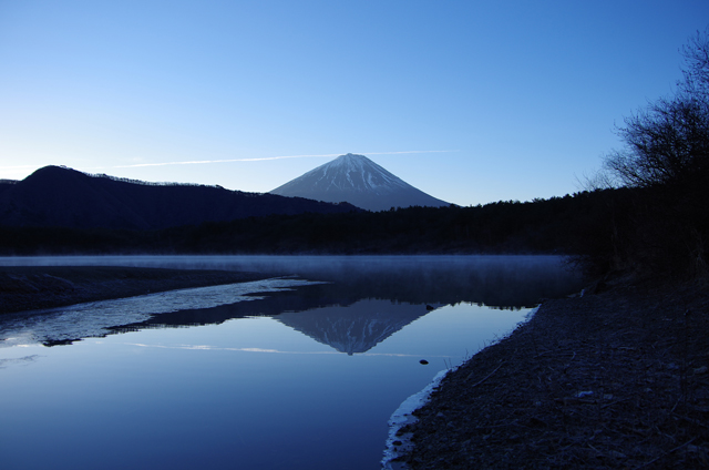 photo of Lake Saiko