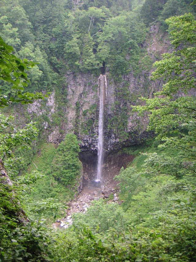 タイトル　白水の滝（大白川）