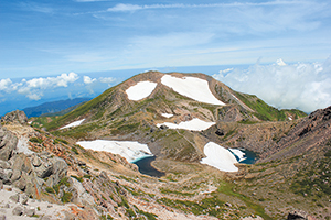 photo of Onanji Peak was Formed during Mt. Hakusan's Earliest Days