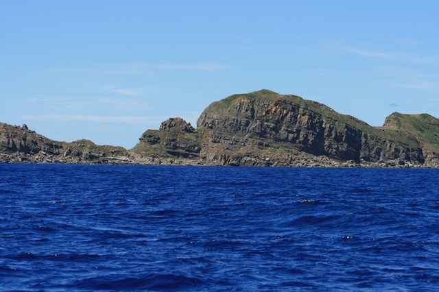 タイトル　仲御神島