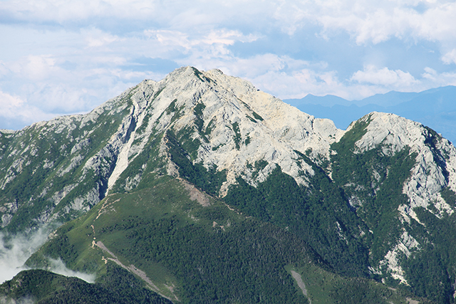 photo of Mt. Kai-komagatake (Mt. Higashi-komagatake)