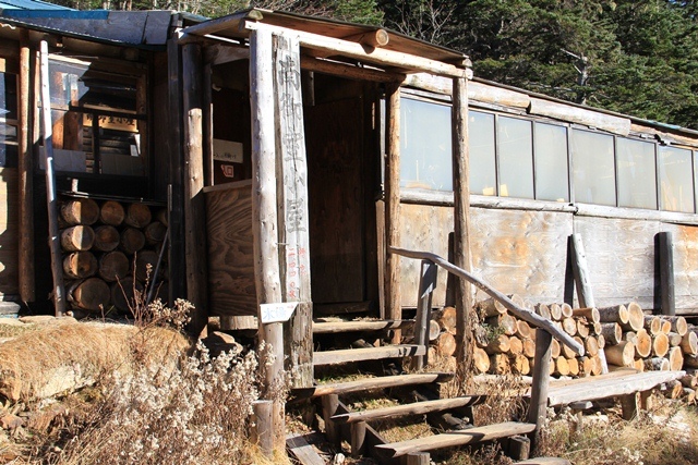 タイトル　南御室小屋