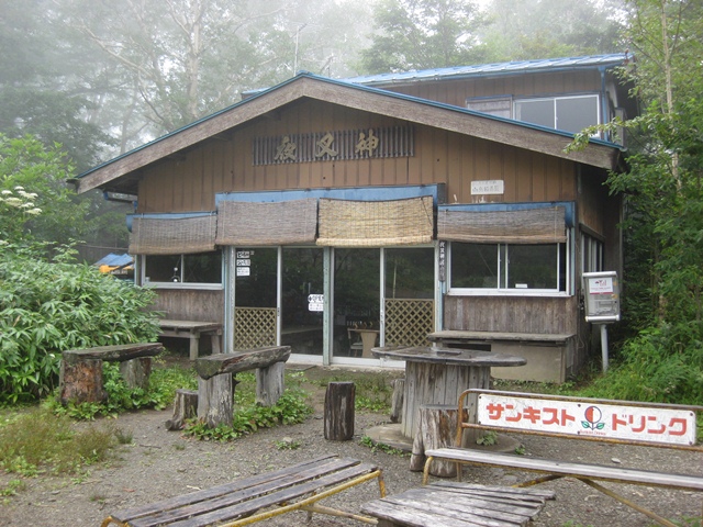 タイトル　夜叉神峠小屋