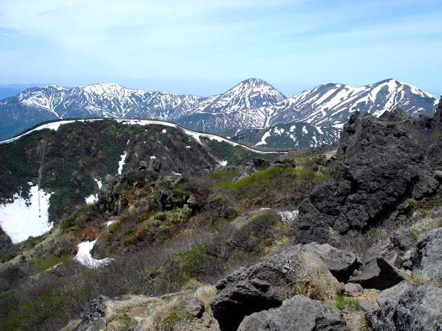 タイトル　妙高山山頂から火打・焼山