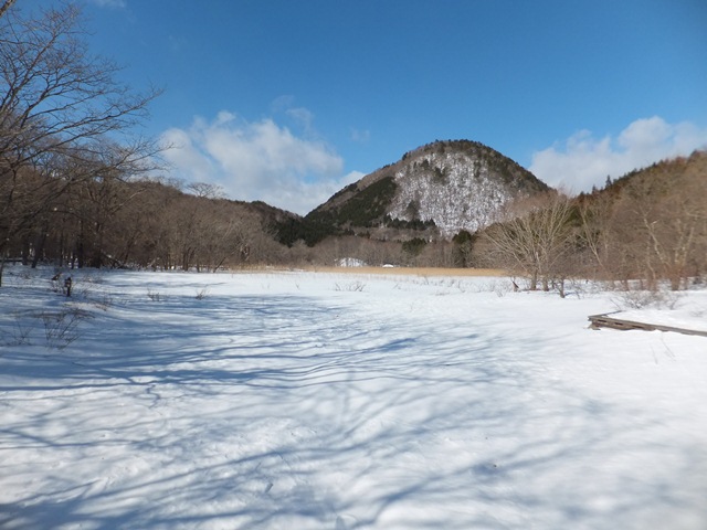 タイトル　大沼の中心から