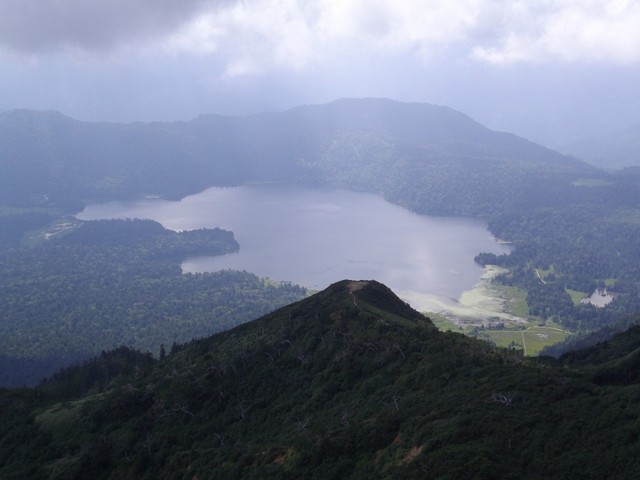 タイトル　山頂より尾瀬沼