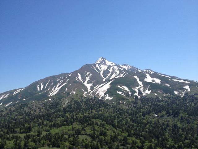 タイトル　6月ポン山山頂